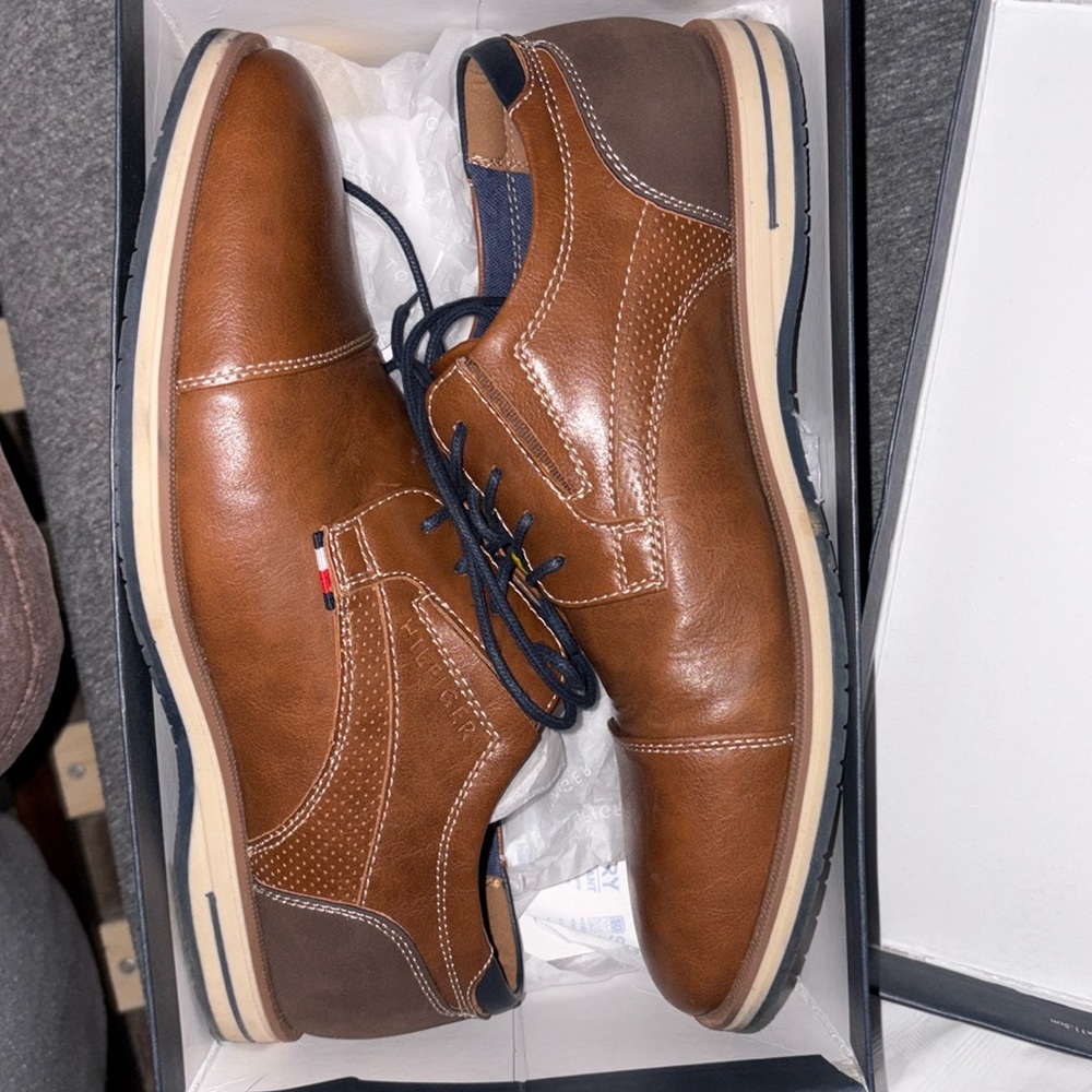 Tommy Hilfiger Men’s dress shoes